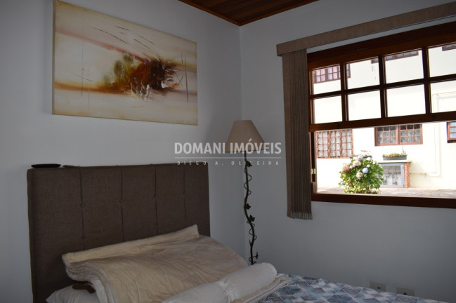 Imagem Imóvel com 2 Quartos à Venda, 48 m² em Região Da Floresta Negra - Campos Do Jordão Imagem Imóvel com 2 Quartos à Venda, 48 m² em Região Da Floresta Negra - Campos Do Jordão