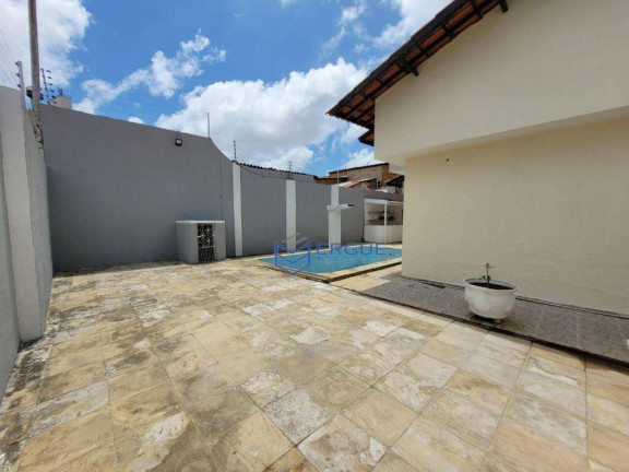Imagem Casa com 5 Quartos para Alugar, 340 m² em Fátima - Fortaleza Imagem Casa com 5 Quartos para Alugar, 340 m² em Fátima - Fortaleza