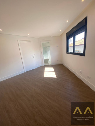 Imagem Casa com 4 Quartos à Venda, 331 m² em Alphaville - Santana De Parnaíba Imagem Casa com 4 Quartos à Venda, 331 m² em Alphaville - Santana De Parnaíba