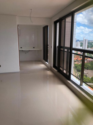 Imagem Apartamento com 4 Quartos à Venda, 225 m² em Jóquei - Teresina