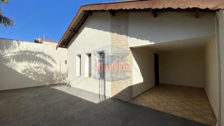 Imagem Casa com 3 Quartos à Venda, 141 m² em Vila Brasil - Pirassununga Imagem Casa com 3 Quartos à Venda, 141 m² em Vila Brasil - Pirassununga