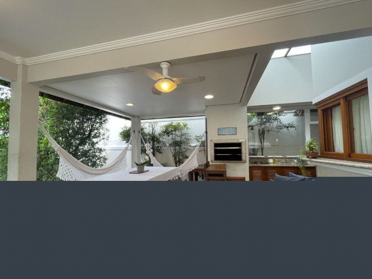 Imagem Casa com 6 Quartos para Temporada, 320 m² em Jurerê - Florianópolis