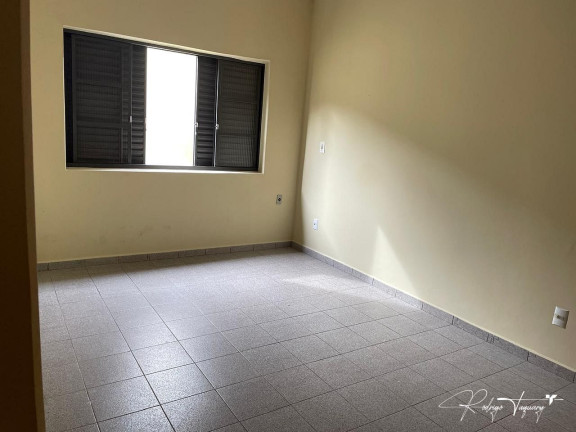 Imagem Casa com 3 Quartos à Venda, 132 m² em Setor Coimbra - Goiânia