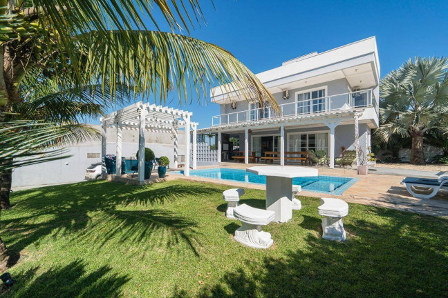 Imagem Casa com 4 Quartos para Temporada,  em Zimbros - Bombinhas