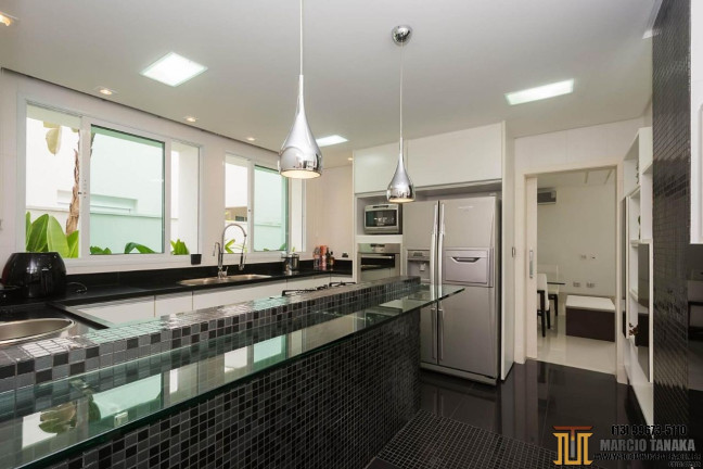Imagem Casa com 6 Quartos à Venda, 943 m² em Riviera - Bertioga