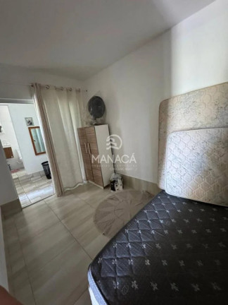 Imagem Sobrado com 3 Quartos à Venda, 140 m² em Centro - Barra Velha