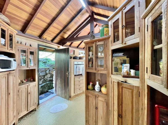 Imagem Casa de Condomínio com 4 Quartos à Venda, em Moinho Velho - Embu Das Artes Imagem Casa de Condomínio com 4 Quartos à Venda, em Moinho Velho - Embu Das Artes