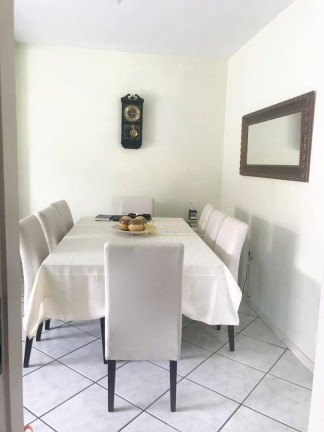Imagem Casa com 5 Quartos à Venda, 183 m² em Barreiros - São José
