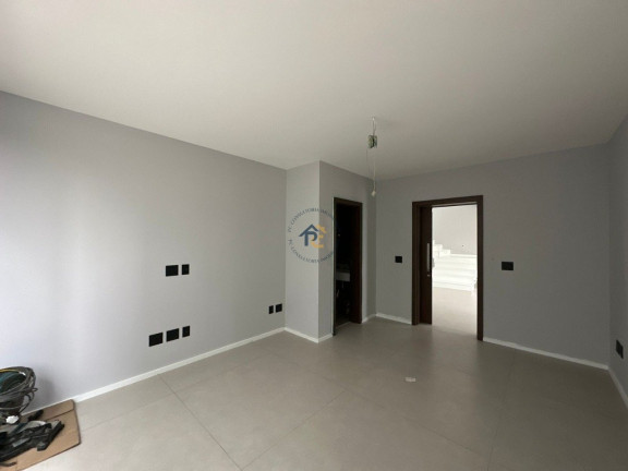 Imagem Casa de Condomínio com 5 Quartos à Venda, em Barra Da Tijuca - Rio De Janeiro Imagem Casa de Condomínio com 5 Quartos à Venda, em Barra Da Tijuca - Rio De Janeiro