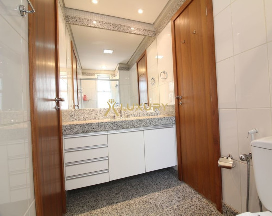 Imagem Imóvel com 4 Quartos à Venda, 181 m² em Belvedere - Belo Horizonte