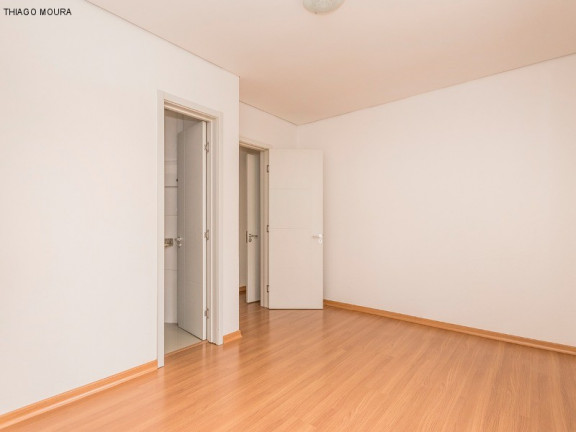 Imagem Imóvel com 2 Quartos à Venda, 156 m² em Jardim Itu - Porto Alegre Imagem Imóvel com 2 Quartos à Venda, 156 m² em Jardim Itu - Porto Alegre