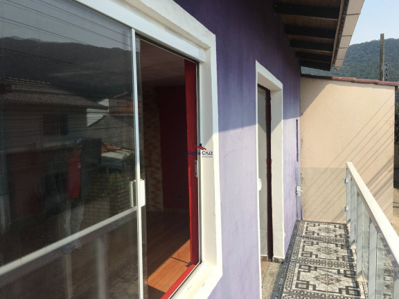 Imagem Sobrado com 5 Quartos à Venda, 140 m² em São João Do Rio Vermelho - Florianópolis