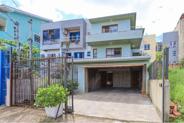 Casa com 3 Quartos à Venda, 185 m² em Hípica - Porto Alegre