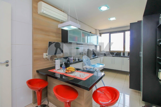 Imagem Apartamento com 3 Quartos à Venda, 182 m² em Petrópolis - Porto Alegre Imagem Apartamento com 3 Quartos à Venda, 182 m² em Petrópolis - Porto Alegre