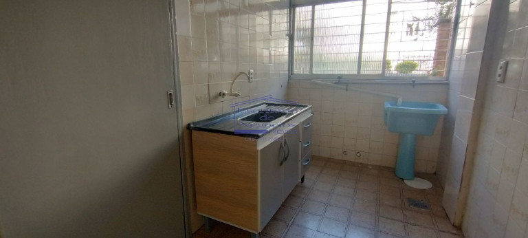 Imagem Imóvel com 2 Quartos à Venda, 46 m² em Cavalhada - Porto Alegre