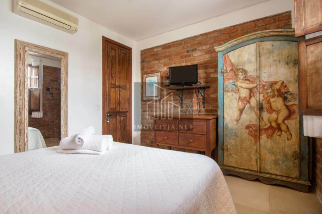 Imagem Casa com 9 Quartos à Venda, 434 m² em Ferradura - Armação Dos Búzios