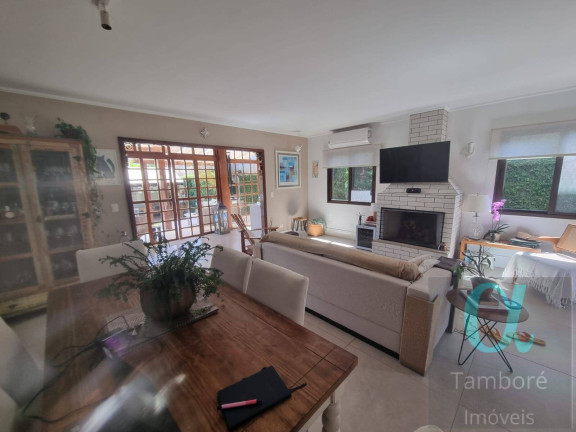 Imagem Casa com 3 Quartos à Venda, 380 m² em Alphaville - Santana De Parnaíba Imagem Casa com 3 Quartos à Venda, 380 m² em Alphaville - Santana De Parnaíba