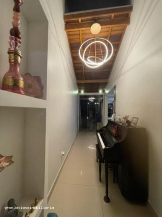 Imagem Casa à Venda, em Outeiro De Passargada - Cotia Imagem Casa à Venda, em Outeiro De Passargada - Cotia