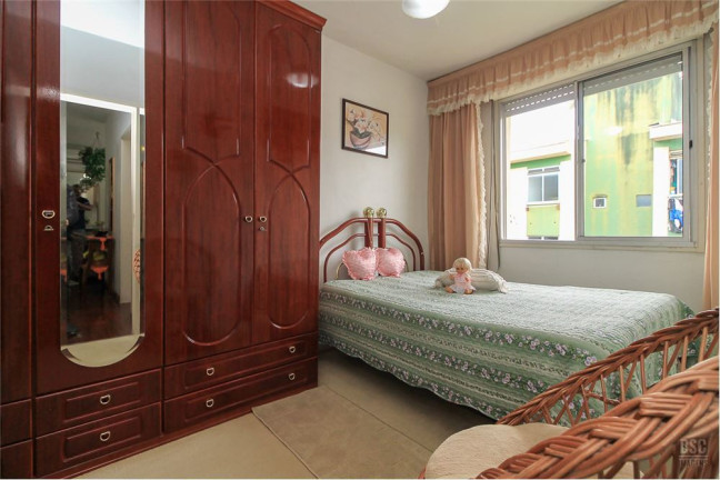 Imagem Imóvel com 2 Quartos à Venda, em Vila Nova - Porto Alegre Imagem Imóvel com 2 Quartos à Venda, em Vila Nova - Porto Alegre