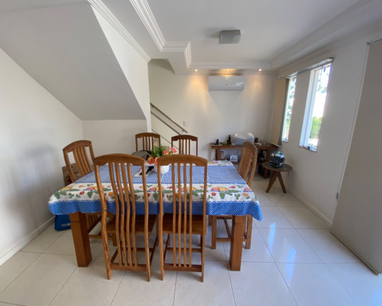 Imagem Casa com 4 Quartos à Venda, em Buraquinho - Lauro De Freitas Imagem Casa com 4 Quartos à Venda, em Buraquinho - Lauro De Freitas