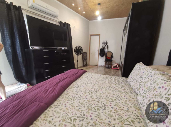 Imagem Casa com 5 Quartos à Venda, 234 m² em Encruzilhada - Santos Imagem Casa com 5 Quartos à Venda, 234 m² em Encruzilhada - Santos
