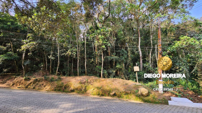 Terreno à Venda, 1.008 m² em Roseira - Mairiporã