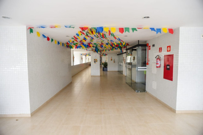 Imagem Apartamento com 2 Quartos à Venda, 76 m² em Stiep - Salvador