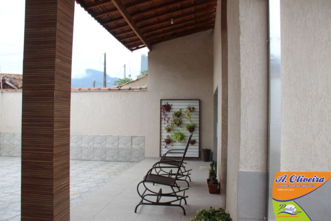 Casa com 4 Quartos à Venda, 250 m² em Perequê Açu - Ubatuba