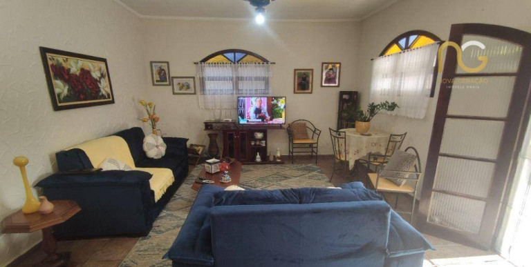 Imagem Casa com 4 Quartos à Venda, 264 m² em Balneário Flórida - Praia Grande Imagem Casa com 4 Quartos à Venda, 264 m² em Balneário Flórida - Praia Grande