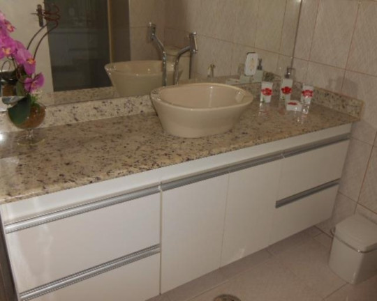 Imagem Apartamento com 4 Quartos à Venda, 214 m² em Pitangueiras - Guarujá