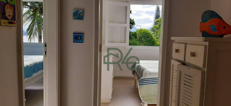 Imagem Casa com 5 Quartos à Venda, 200 m² em Vila Velha - Angra Dos Reis