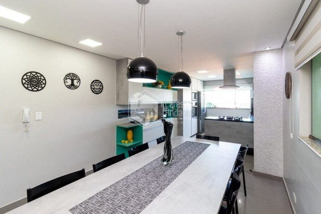 Imagem Casa com 3 Quartos à Venda, 231 m² em Parque São Domingos - São Paulo
