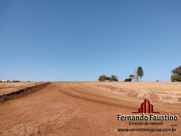 Terreno à Venda, 250 m² em São Francisco Ii - Senador Canedo