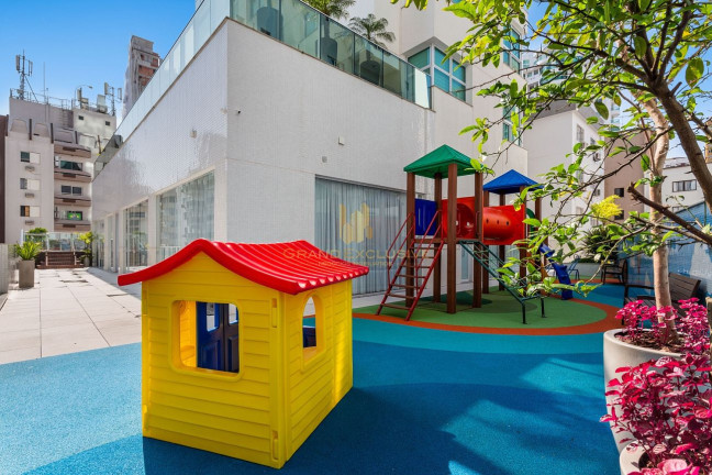 Imagem Apartamento com 4 Quartos à Venda, 140 m² em Centro - Balneário Camboriú Imagem Apartamento com 4 Quartos à Venda, 140 m² em Centro - Balneário Camboriú