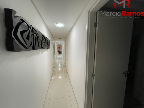 Imagem Imóvel com 4 Quartos à Venda, 277 m² em Guararapes - Fortaleza