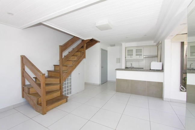Imagem Cobertura com 1 Quarto à Venda, 61 m² em Independência - Porto Alegre