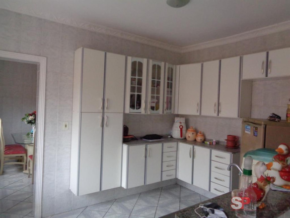 Imagem Casa com 4 Quartos à Venda, 240 m² em Vila Cláudio - Santo André