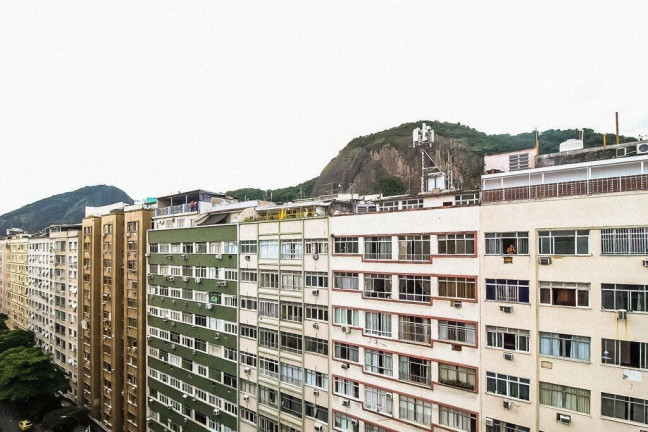 Imagem Imóvel com 2 Quartos à Venda, em Copacabana - Rio De Janeiro Imagem Imóvel com 2 Quartos à Venda, em Copacabana - Rio De Janeiro