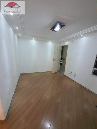 Imagem Apartamento com 2 Quartos à Venda, 46 m² em água Chata - Guarulhos