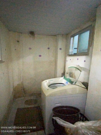 Imagem Sobrado com 4 Quartos à Venda, 400 m² em Saracuruna - Duque De Caxias