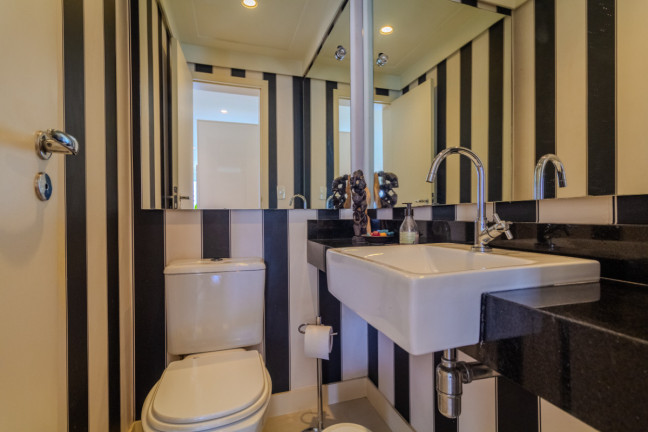 Imagem Apartamento com 4 Quartos à Venda, 161 m² em Vila Romana - São Paulo