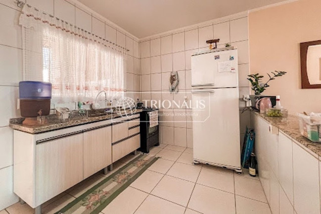 Imagem Casa com 2 Quartos à Venda, 91 m² em Nova Cerejeira - Atibaia Imagem Casa com 2 Quartos à Venda, 91 m² em Nova Cerejeira - Atibaia