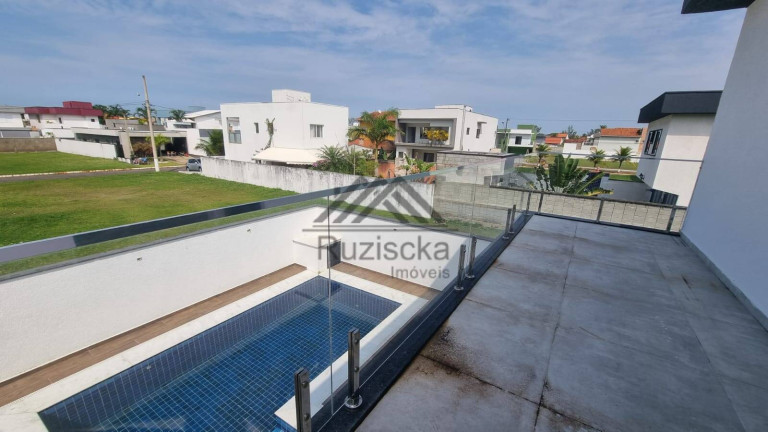 Imagem Casa com 3 Quartos à Venda, 300 m² em Jardim Guacira - Itanhaém Imagem Casa com 3 Quartos à Venda, 300 m² em Jardim Guacira - Itanhaém
