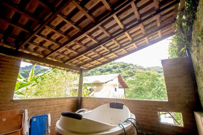 Imagem Casa com 2 Quartos à Venda, 200 m² em Carlos Guinle - Teresópolis Imagem Casa com 2 Quartos à Venda, 200 m² em Carlos Guinle - Teresópolis