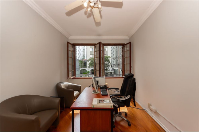 Imagem Casa com 6 Quartos à Venda, 220 m² em Jardim Paulista - São Paulo