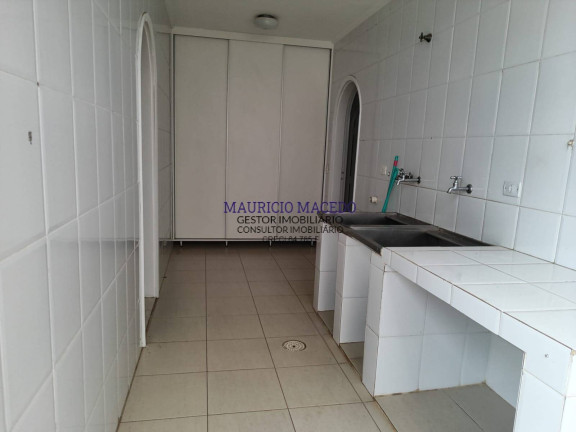 Imagem Casa com 5 Quartos à Venda, 608 m² em Alphaville Residencial Dois - Barueri Imagem Casa com 5 Quartos à Venda, 608 m² em Alphaville Residencial Dois - Barueri