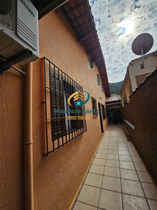 Imagem Sobrado com 4 Quartos à Venda, 115 m² em Centro - Mongaguá