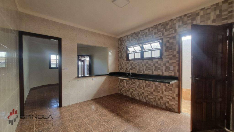 Imagem Casa com 2 Quartos à Venda, 100 m² em Maracanã - Praia Grande Imagem Casa com 2 Quartos à Venda, 100 m² em Maracanã - Praia Grande