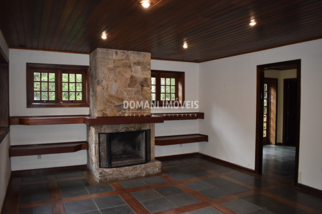 Imagem Casa com 6 Quartos à Venda, 530 m² em Região Do Atalaia - Campos Do Jordão