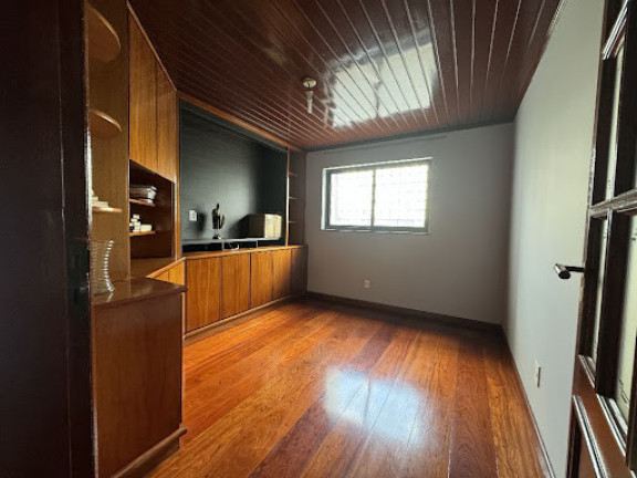 Imagem Sobrado com 3 Quartos à Venda, 337 m² em Tres Meninos - Sorocaba Imagem Sobrado com 3 Quartos à Venda, 337 m² em Tres Meninos - Sorocaba